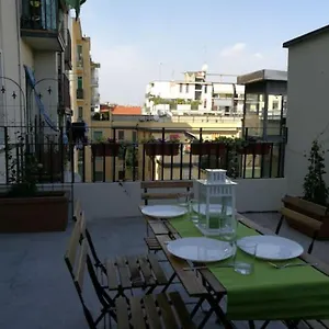 appartamento-con-grande-terrazzo-in-via-lomellina.it-lombardy.com/